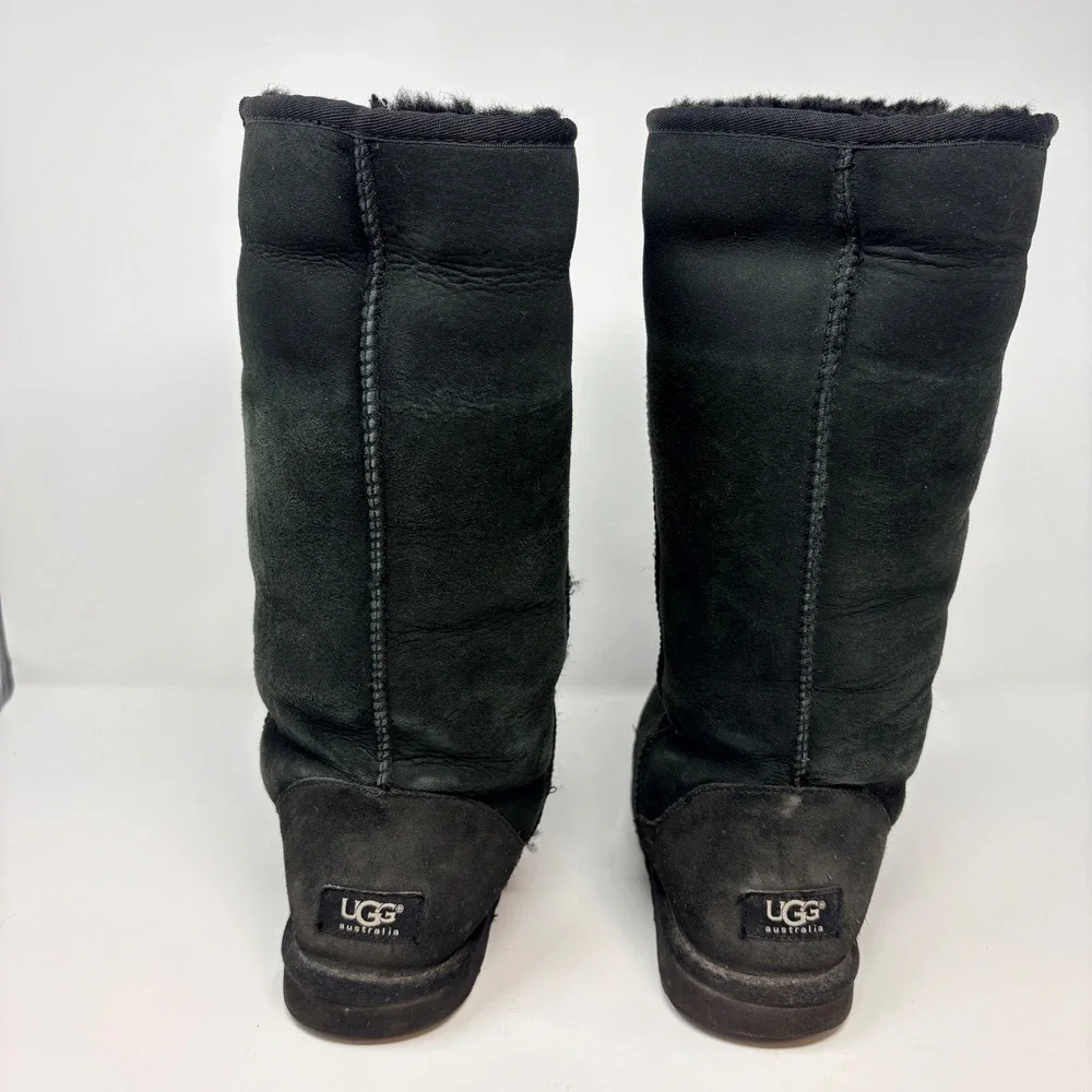 UGG Australia Classic Tall‎ 5815 Womens Size 9 Suede Sheepskin Boots